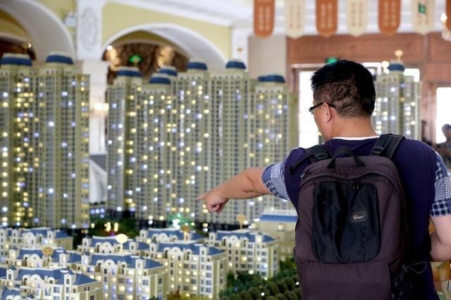 买房选哪一层楼层最好？隔壁大婶：七上八下，九死一生